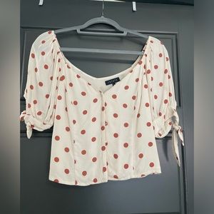 1State button up puff sleeve top.